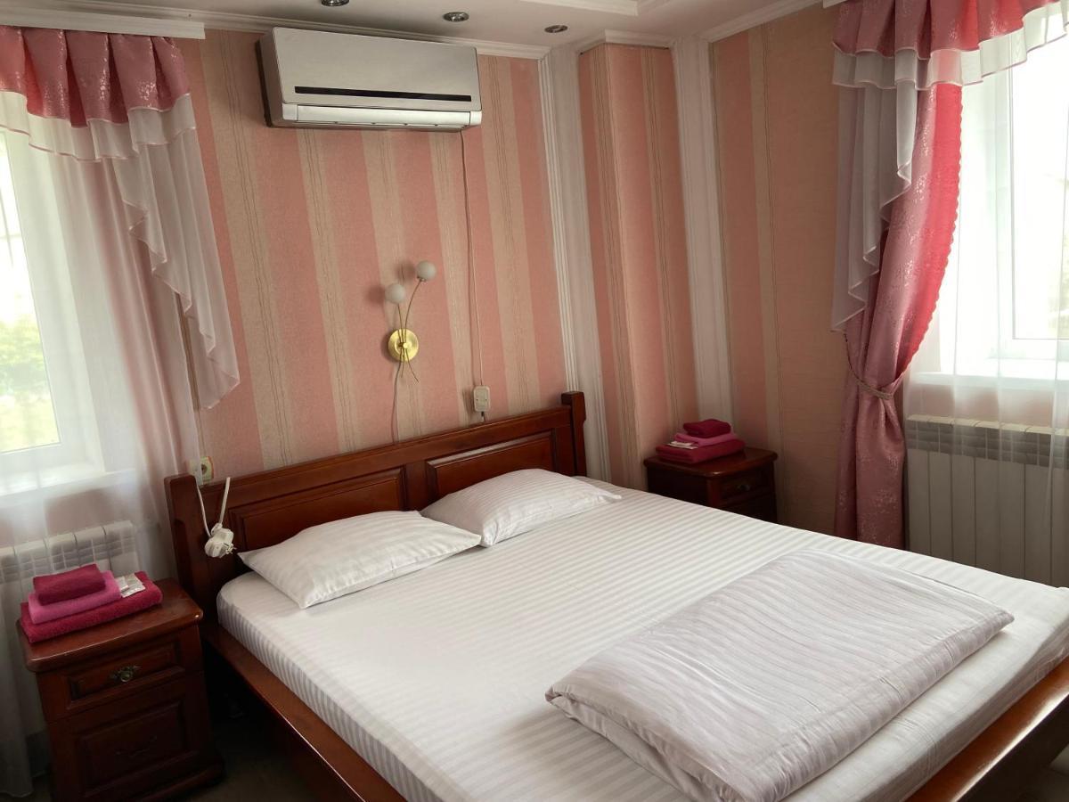Hotel Boguslavl' Bohuslav Zewnętrze zdjęcie